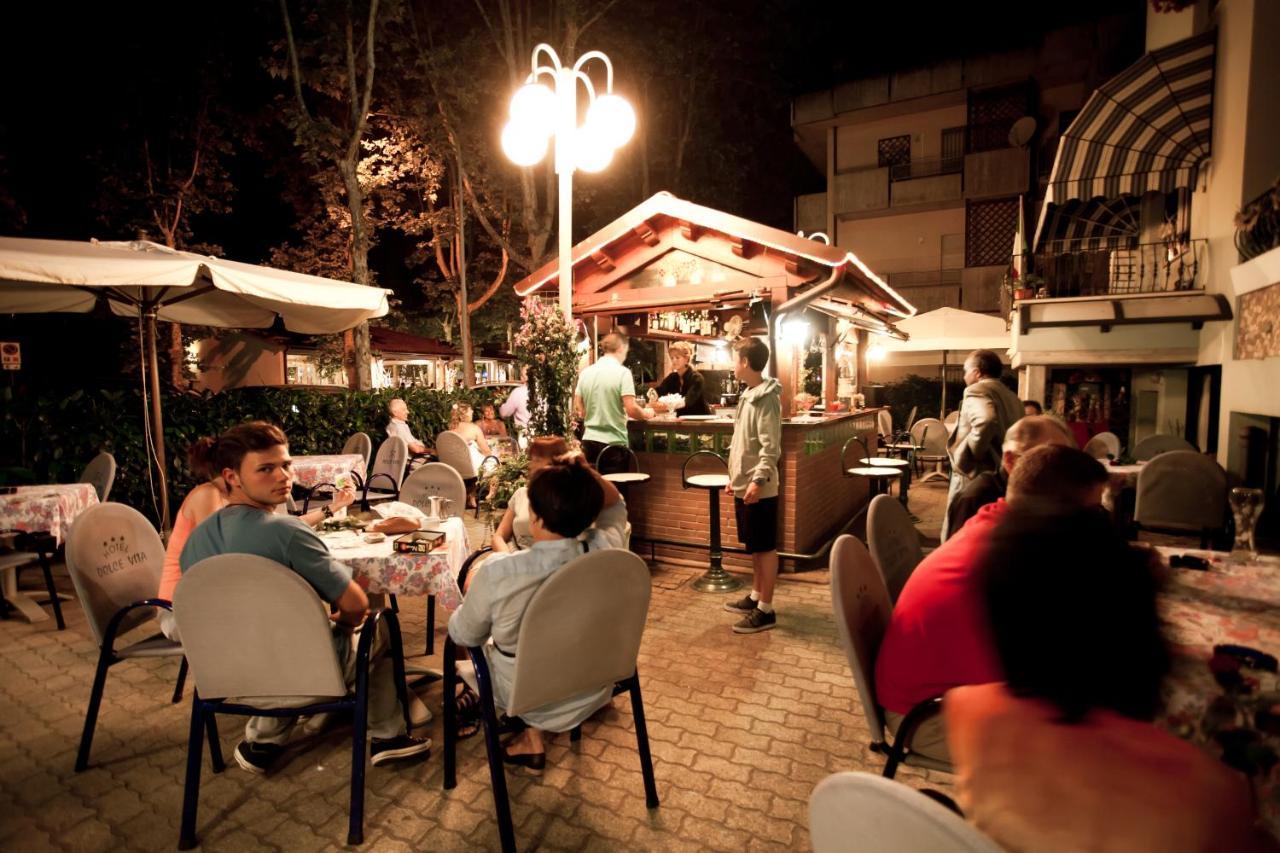 Hotel Dolcevita Cesenatico Zewnętrze zdjęcie