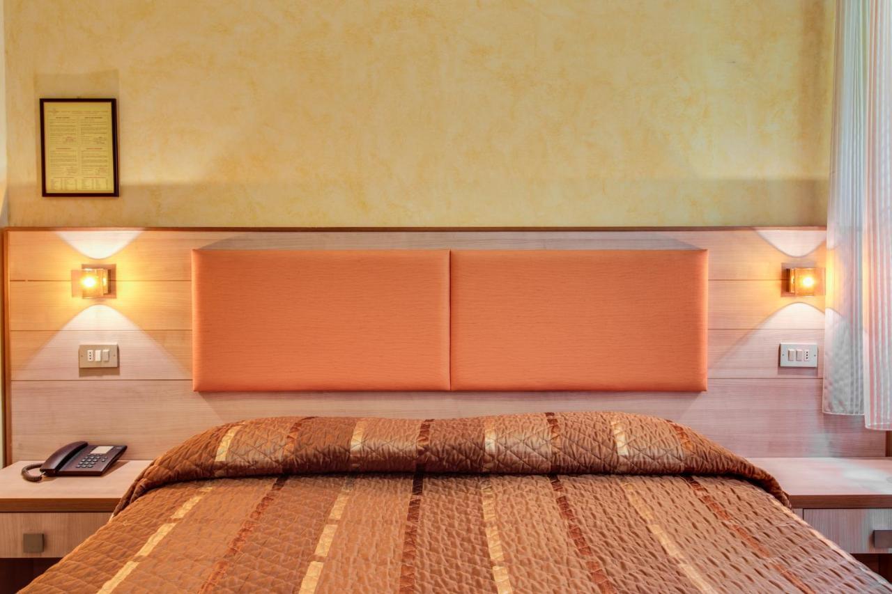 Hotel Dolcevita Cesenatico Zewnętrze zdjęcie