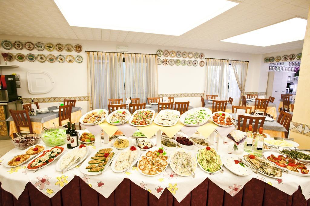 Hotel Dolcevita Cesenatico Zewnętrze zdjęcie