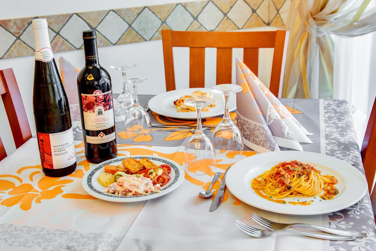 Hotel Dolcevita Cesenatico Zewnętrze zdjęcie