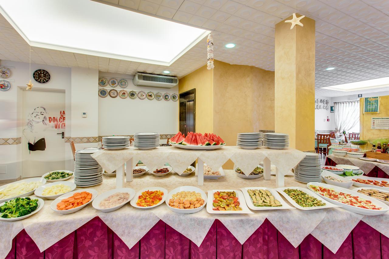 Hotel Dolcevita Cesenatico Zewnętrze zdjęcie